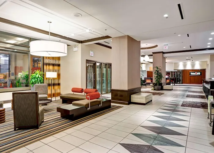 Hilton Garden Downtown/magnificent Mile 3*