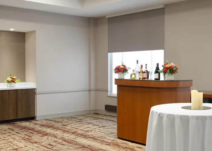 Hilton Garden Downtown/magnificent Mile