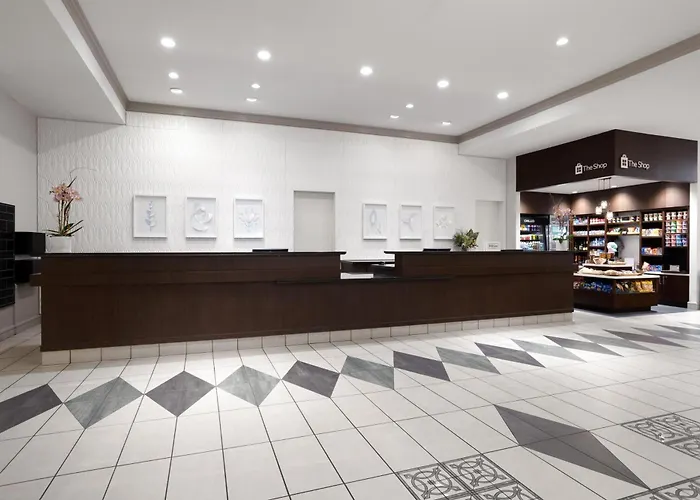 Hilton Garden Downtown/magnificent Mile 3*