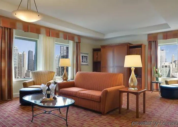 Hilton Garden Downtown/magnificent Mile Hotel